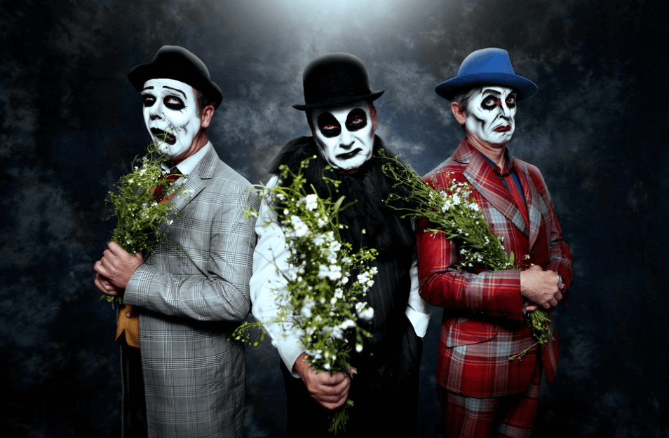 ⭐️⭐️⭐️⭐️⭐️ '[scrape] away the airbrushed perfection of contemporary pop culture to reveal the rotting, maggot ridden reality beneath.' Read our review of the Tiger Lillies UK tour here: quaereliving.com/post/the-tiger… @TheTigerLillies @OxfordPlayhouse #macabre #horror