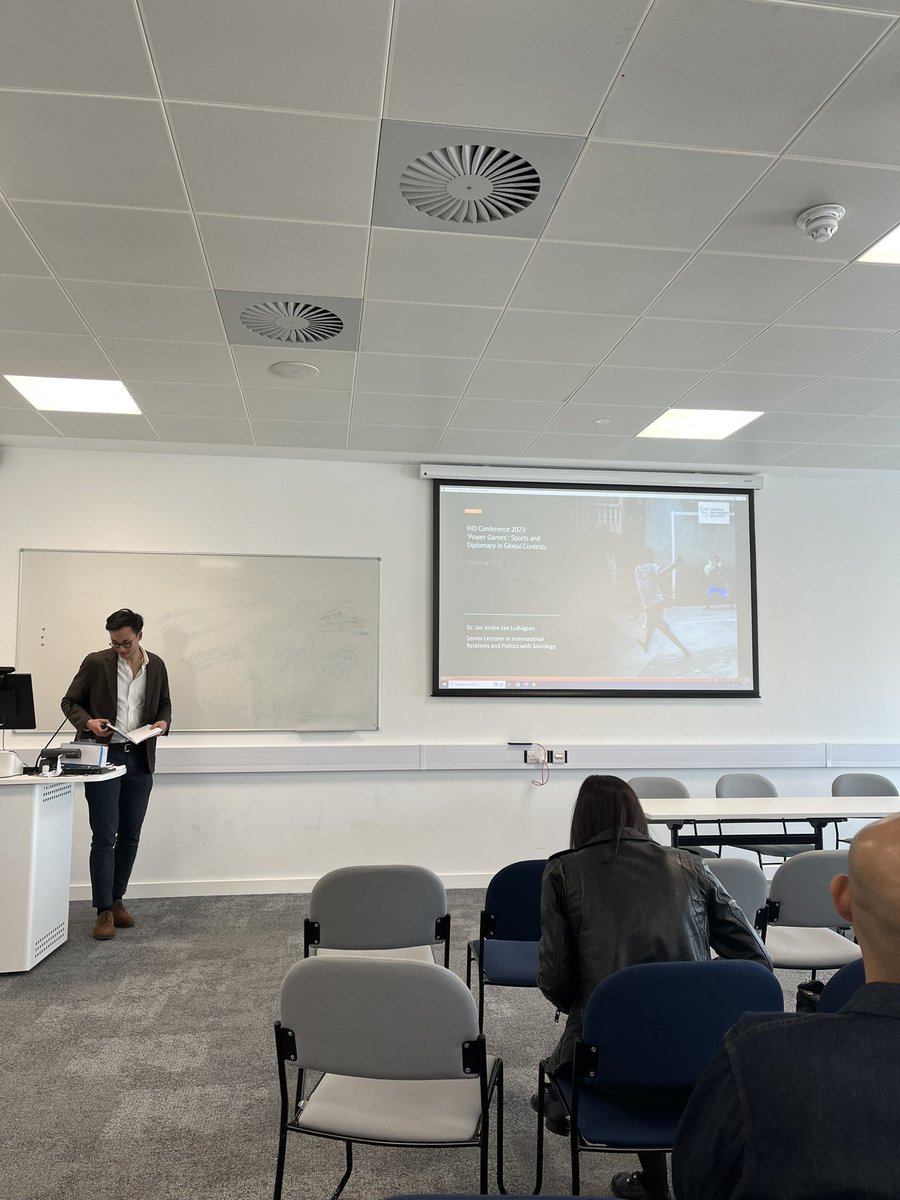 IntHistDip's tweet image. To end the day, our plenary speaker @jaludvigsen on ‘Looking back, looking forward: sport and politics in an ever-changing world’ #IHD23