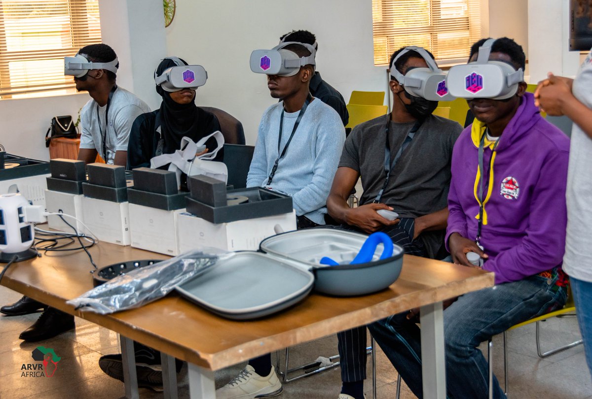 Imisi3d's tweet photo. We hope you've had a productive week 🙏🏽🤓
If you stalled on visiting the lab - again, hopefully you find it in you to do the needful next week 🤗🤗. A visit could be all it takes 😊🤸
#xr #creationlab #community #lagos #africa https://t.co/Ml5c2VLQNg