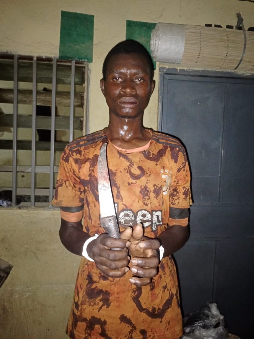 YabaLeftOnline on Twitter: "Police arrest 22-year-old man who stabbed his mother to death in Kano"