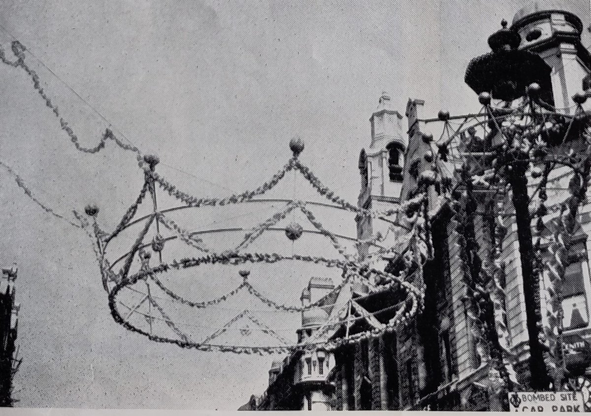 SeasideFerry's tweet photo. For the 1953 Coronation the Borough Architect for Holborn designed this feature to crown the 
Kingsway-High Holborn junction. He also decorated the borough's lamp standards #1950sdesign #midcentury #FestivalofBritainstyle #Coronation https://t.co/0h5tZGJIYL