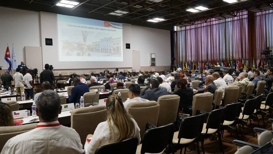 cubag77's tweet photo. Today, in Havana, #Cuba🇨🇺, Meeting of  Ministers of Tourism from G-77 + China.     

A strategic scenario to exchange and reaffirm compromises and establish priorities to boost Tourism in its development dimensions: economic, social, cultural and environmental.

#CubaG77 https://t.co/RNVXOiVxbU