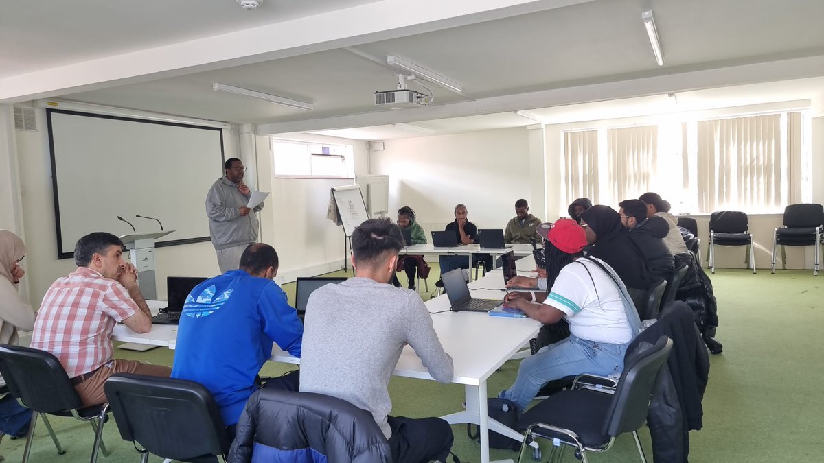 mustafafield's tweet photo. Busy day today for @LondonFaiths - I'm in Rotterdam however the team have done an excellent job running 3 events
#TechWorkshop #TreePlanting and a #InterFaithWalk
#KingsCoronation #Coronation https://t.co/Lj2zLD5MJn