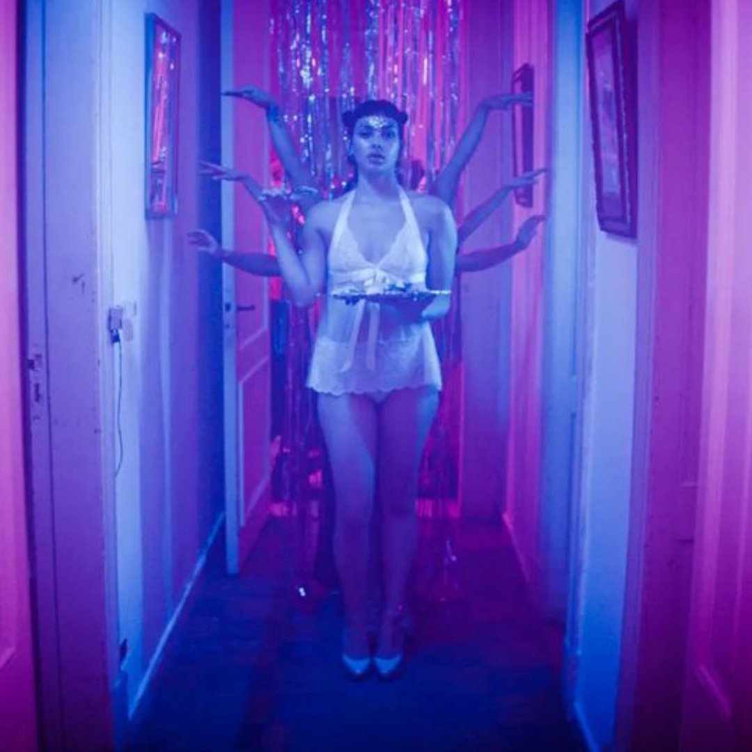 ZZNoficial's tweet image. 🎬 @AgustinaTremari, la Revelacion de #RoboMundial es "La Chica de las Ostras" en #PINCHO, el MV del nuevo Corte de @Femigangsta 🎞 Miralo en youtu.be/ByaJpDtp2DU y escucha la Cancion en Formato Dig. 🎼