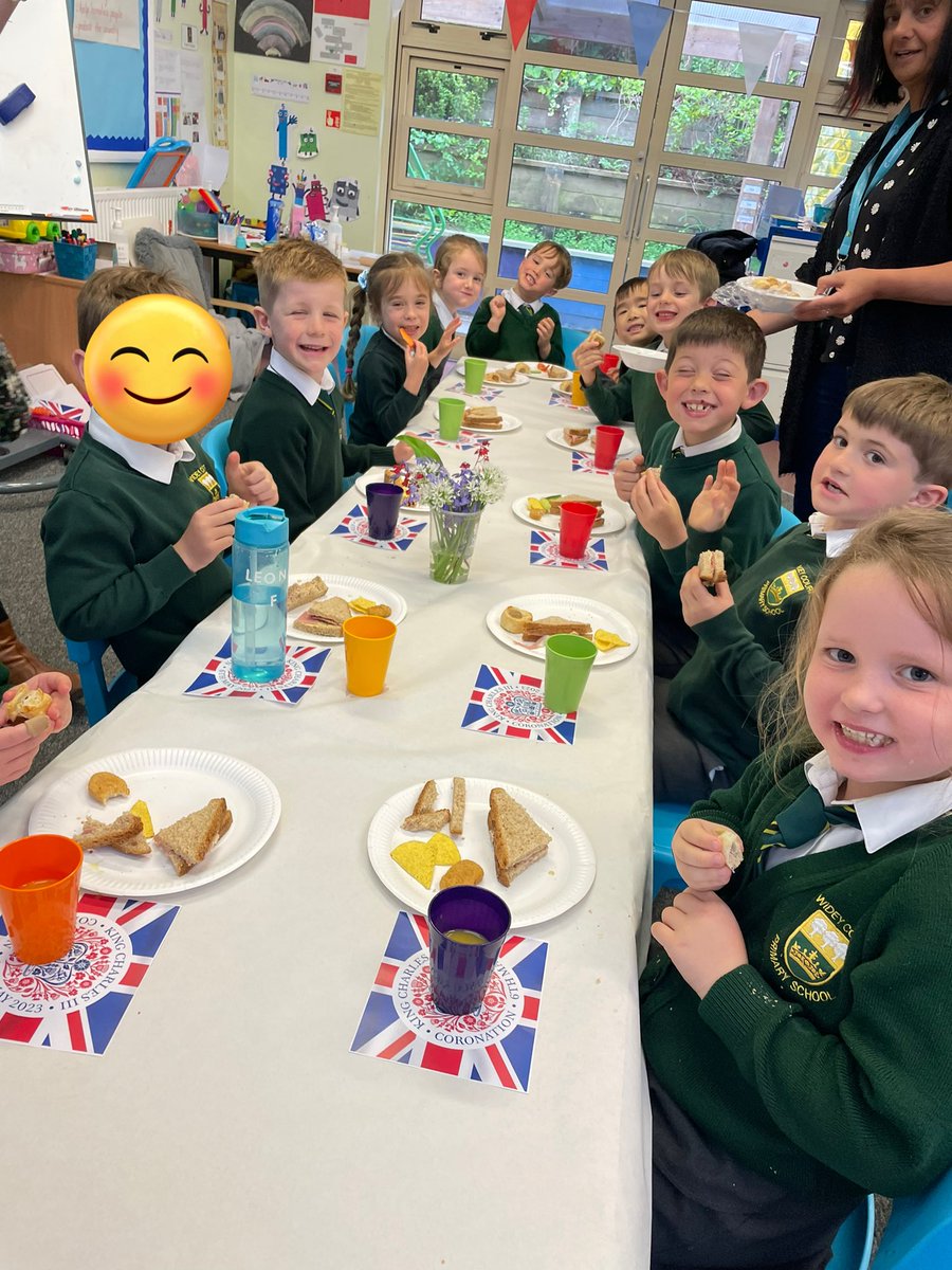 WideyCherry tweet media