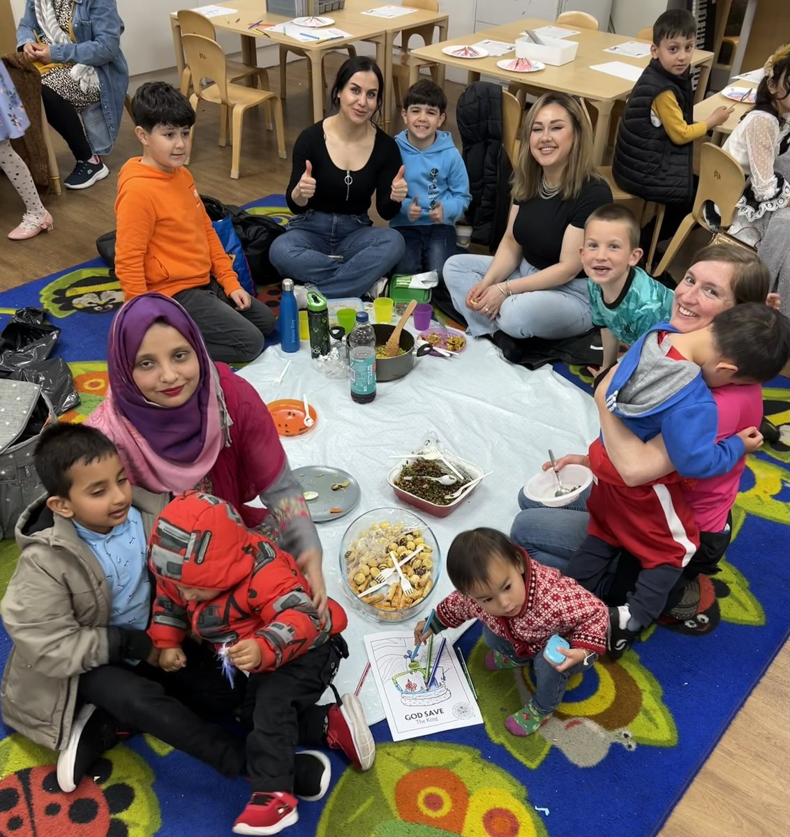 SmithdownPrimY2's tweet photo. Thank you so much to everyone who came to our indoor picnic! It was a fantastic opportunity to try some delicious food and celebrate the coronation as one big, happy family! #Smithdownextra #2SR #coronation https://t.co/vgsX4tAHFN