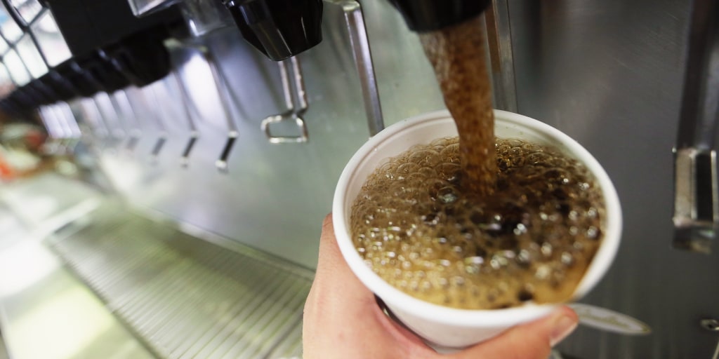 Diet Sodas May Raise Risk of #Dementia and #Stroke, Study Finds nbcnews.com/health/health-… by <a href="/maggiemfox/">Maggie Fox maggie.34</a> <a href="/NBCNews/">NBC News</a>

#Alzheimers #health