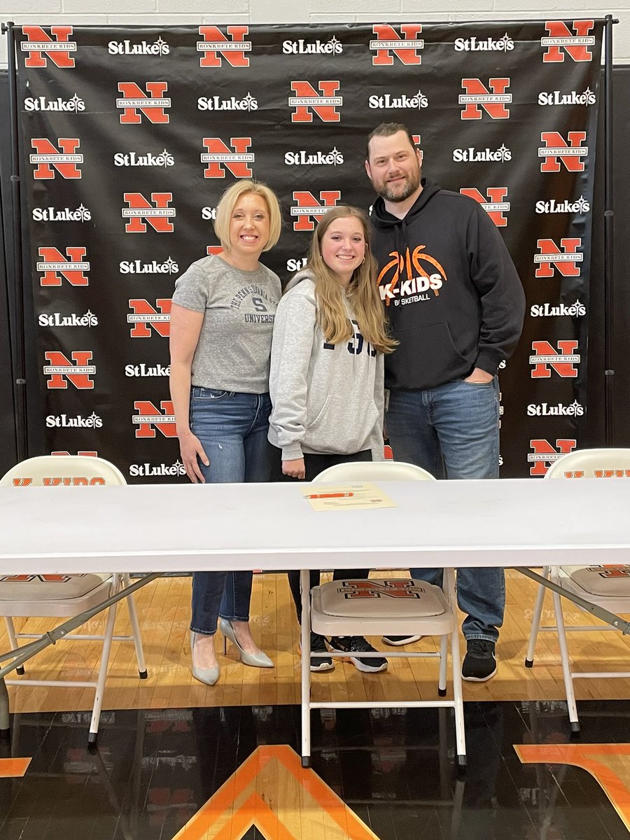 KonkreteGolf's tweet photo. Congratulations @madmadsalt on signing your letter to attend #psubehrend to play golf and study Aerospace Engineering! 🚀 it’s been an honor to have you on the Golf team for the past 4 seasons!! https://t.co/IjgOc0EEGA