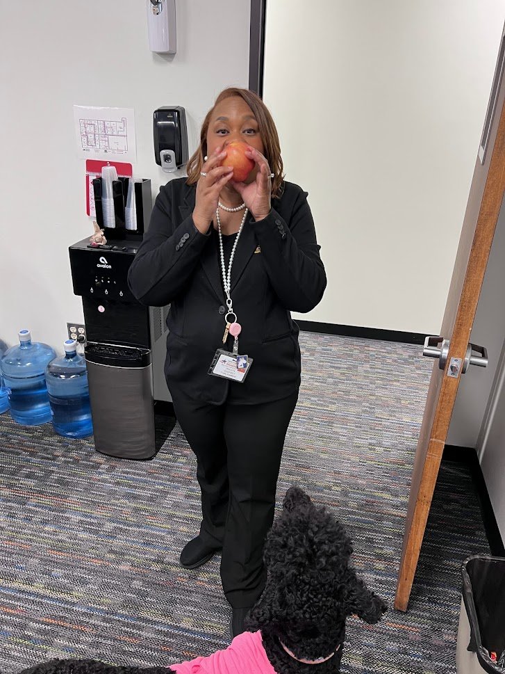 We would like to thank <a href="/usapples/">USApple</a> and Chris Sandwick for the #Apples4Ed #grant and support of Fortis Academy's  Meal/Snack Pantry Initiative. We also appreciate the delicious #apples Chris brought us. 
#Education #FreshFruit #Vegetables #Health #FoodInsecurity #HungerInAmerica