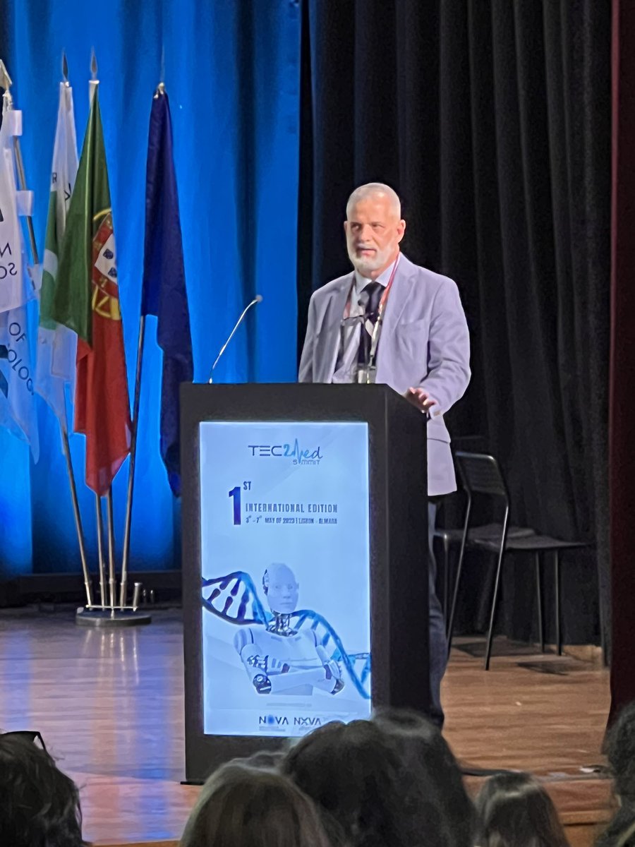 CLodeiro4Nano's tweet photo. Prof Jose Luis Capelo talking at the 1st International Tech2Med at the FCT UNL.#LAQV https://t.co/YTOa0mbLvZ