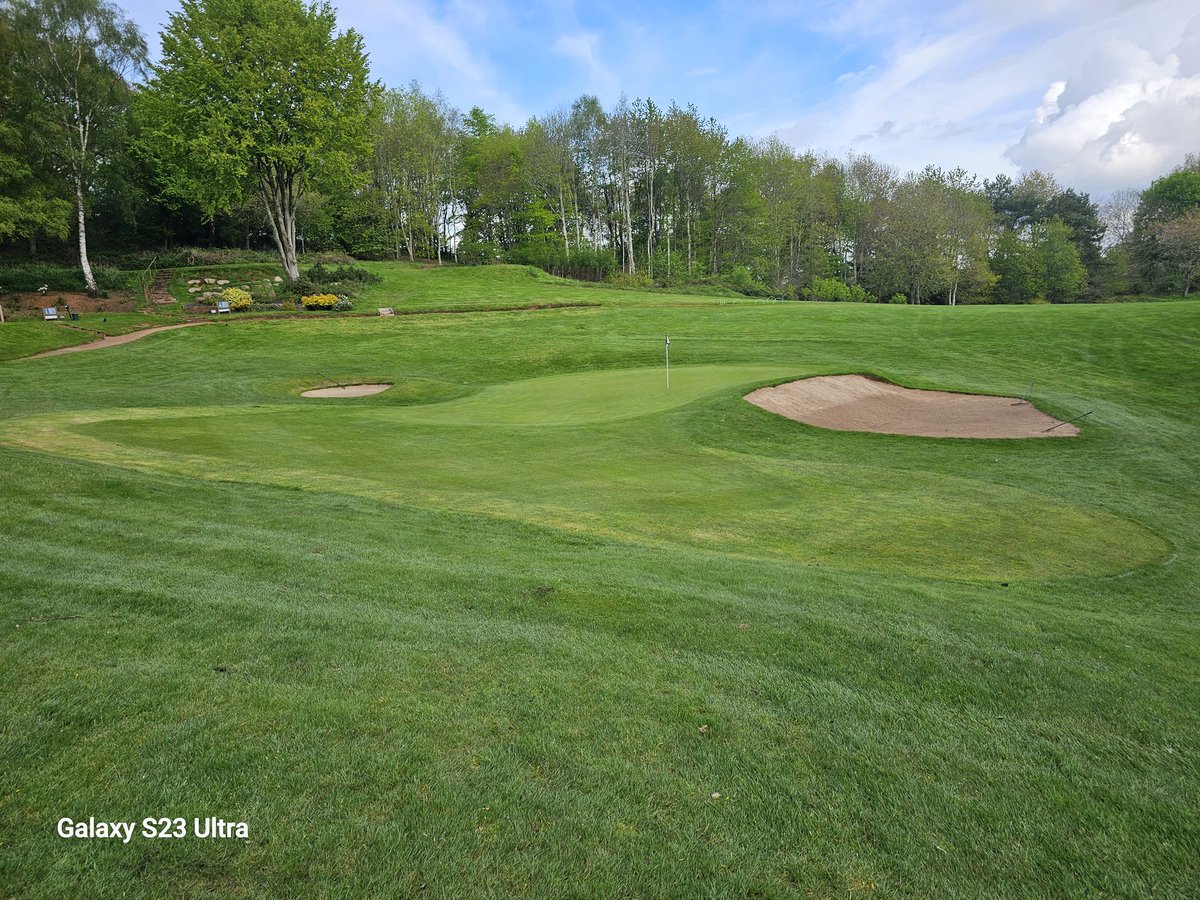 w83mulrooney's tweet photo. Great 1st week @CandBGolfClub really happy with where course is with the growth going mad. Made some changes to the approaches and tee's and been able to feed them. Greens coming along nicely after double verti cut and feed. Small steps but will get there #greenkeeper #golfcourse https://t.co/XlurjOKf3B