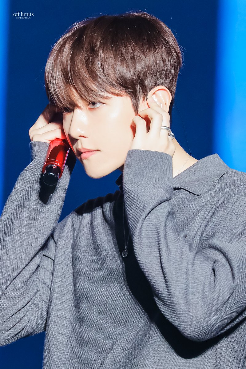 offlimits_bbh's tweet photo. 백현아 생일 축하해🎂너무너무사랑해❣️ 
#언제든_놀러와요_큥데이
#오늘은_배켜니날_배켜니세상
#HAPPYBAEKHYUNDAY
#해피큥데이 #EXO #엑소 #BAEKHYUN #백현 @B_hundred_Hyun https://t.co/JyCrxJLBsr