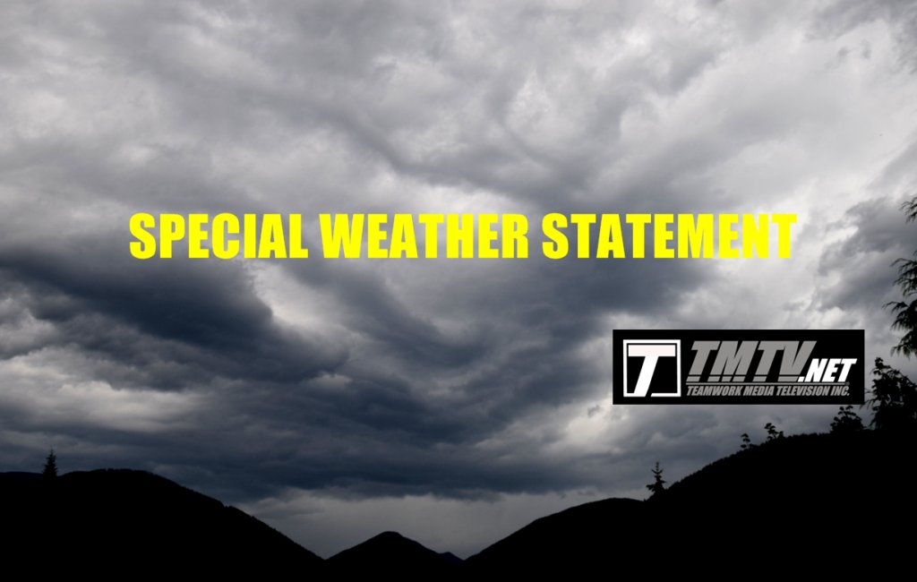 TMTVBCTV's tweet image. Heavy rain possibly contributing to the escalating #BCflooding situation and #mudslides #HEAVYRAIN #specialweatherstatement #bcstorm #bcweather #kootenays #kootenaylake #Kootenaypass #nelsonbc #crestonbc #CastlegarBC #SalmoBC #slocanbc #Kaslobc #tmtv