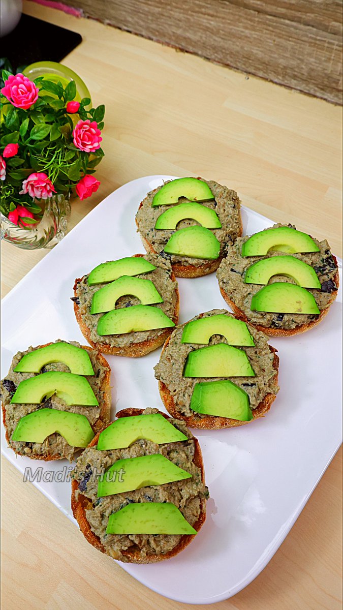 MadisHut's tweet photo. Incredible Grilled Eggplant Recipe❗️

#matura2023 #ifkgbg #LocalElection2023 #MayThe4thBeWithYou #GuardiansOfTheGalaxyVol3 #napolicampioneditalia #napolicampioneditalia #Napoli #MissSA2023 #Napul3 #UdineseNapoli https://t.co/xdS2ZD91gT
