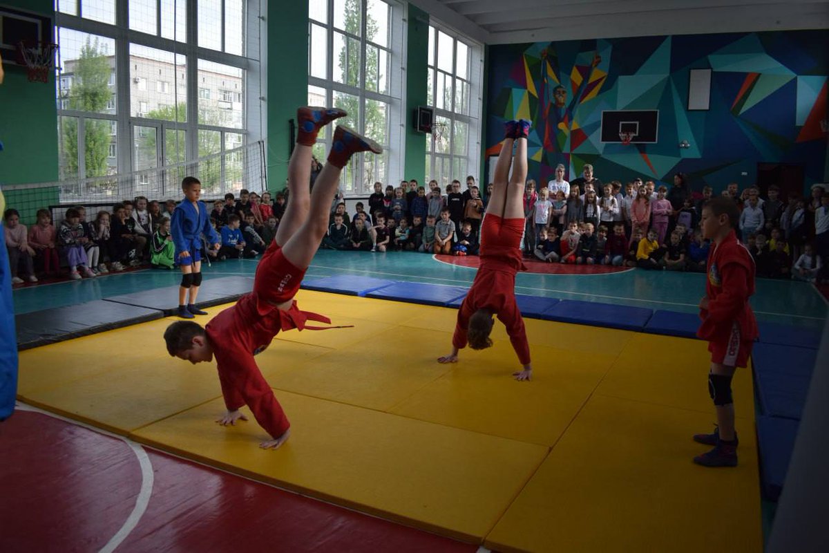 OlympicUA's tweet photo. 🥋 У Горішніх Плавнях відбувся #OlympicLab за участі юних дзюдоїстів
👉 https://t.co/07htrdlF8F
#НОК #Україна #УкраїнськийСпорт #Ukraine #UkrainianSport #НОКГорішніПлавні, #OlympicLab https://t.co/GcIu8fjTcg