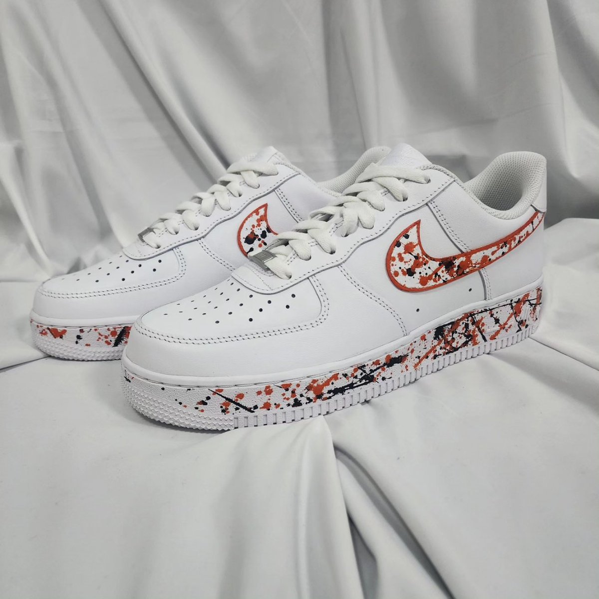 alart_custom's tweet photo. スプラッタペイント
#ALaRT #アルアート
#NIKE #AIRFORCE1 #DUNK #AIRJORDAN
#カスタムペイントスニーカー #スニーカーペイント #スニーカーカスタム #カスタムスニーカー
#customkicks #sneakerspaint #sneakercustoms #streetfashion https://t.co/9s7IFzGnue