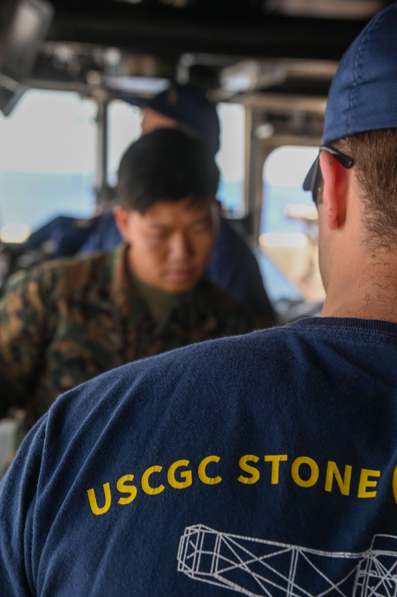 MARFORSOUTH's tweet photo. #BuildOurTeam through #partnership 

#Marines teamed up with the  U.S. Coast Guard Atlantic Area Command to counter illegal, unreported, and unregulated fishing, which has replaced piracy as the leading global maritime security threat.

Click the link below for the full story. https://t.co/wibxTJsCbr