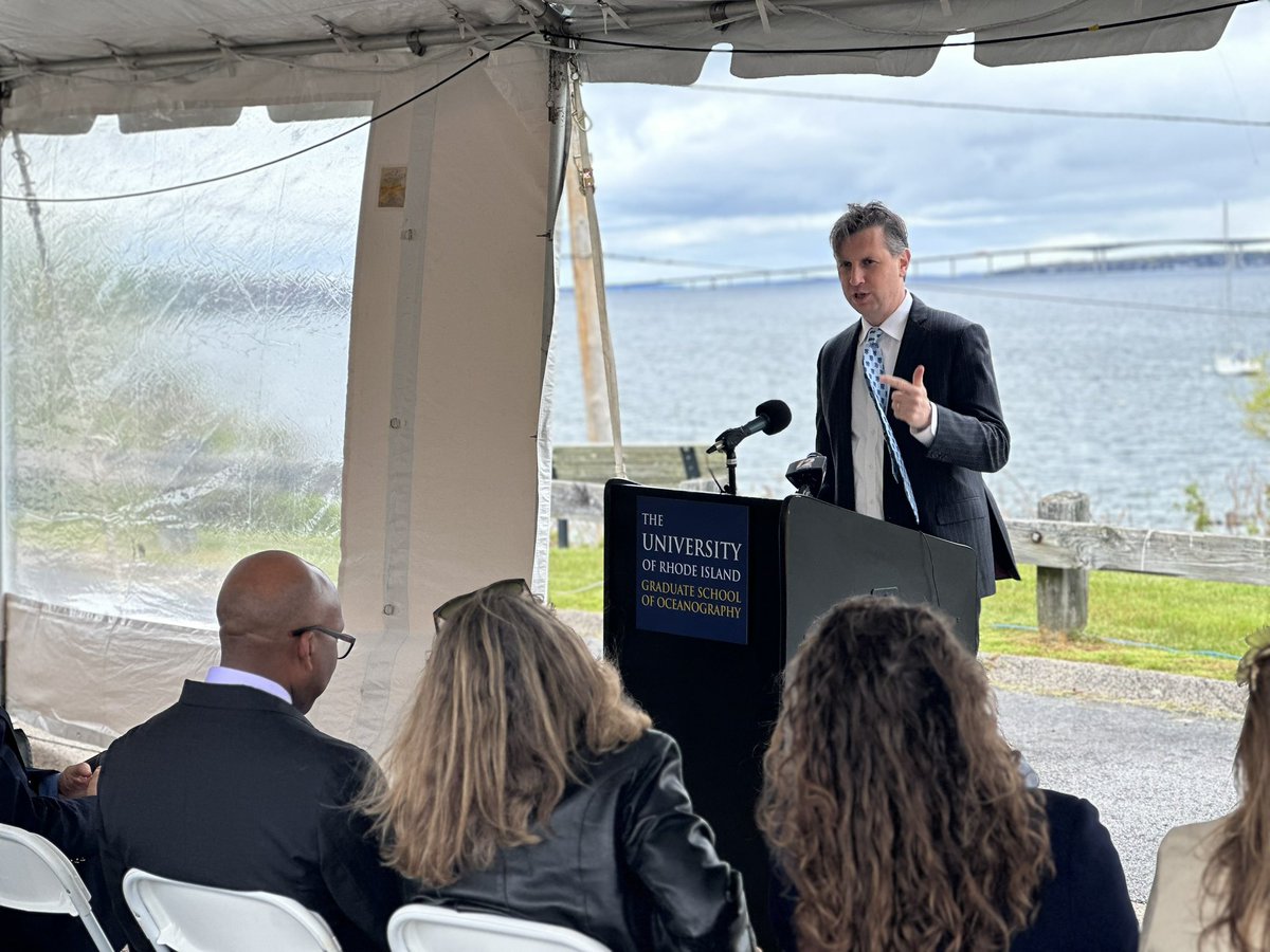 Rep_Magaziner's tweet image. Congrats to @UniversityofRI on completing the Narragansett Bay Campus Pier, the training ground for RI’s future marine scientists.

As a driver of innovation, education, &amp;amp; conservation, this cutting-edge research campus will be an invaluable anchor to grow RI’s Blue Economy.