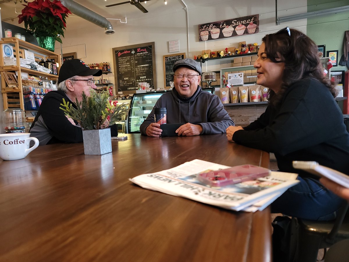 KellyBroughDen's tweet photo. Reflecting on the journey, &amp; I want to thank you, Denver, for being so interested and supportive of our campaign! 
Our very first "Coffee with Kelly" event.  
#PromiseofDenver #kellybroughformayor #denver #coffeewithkelly #denvercolorado #copolitics #DenverMayor #womenwholead https://t.co/dA5jpQygGo