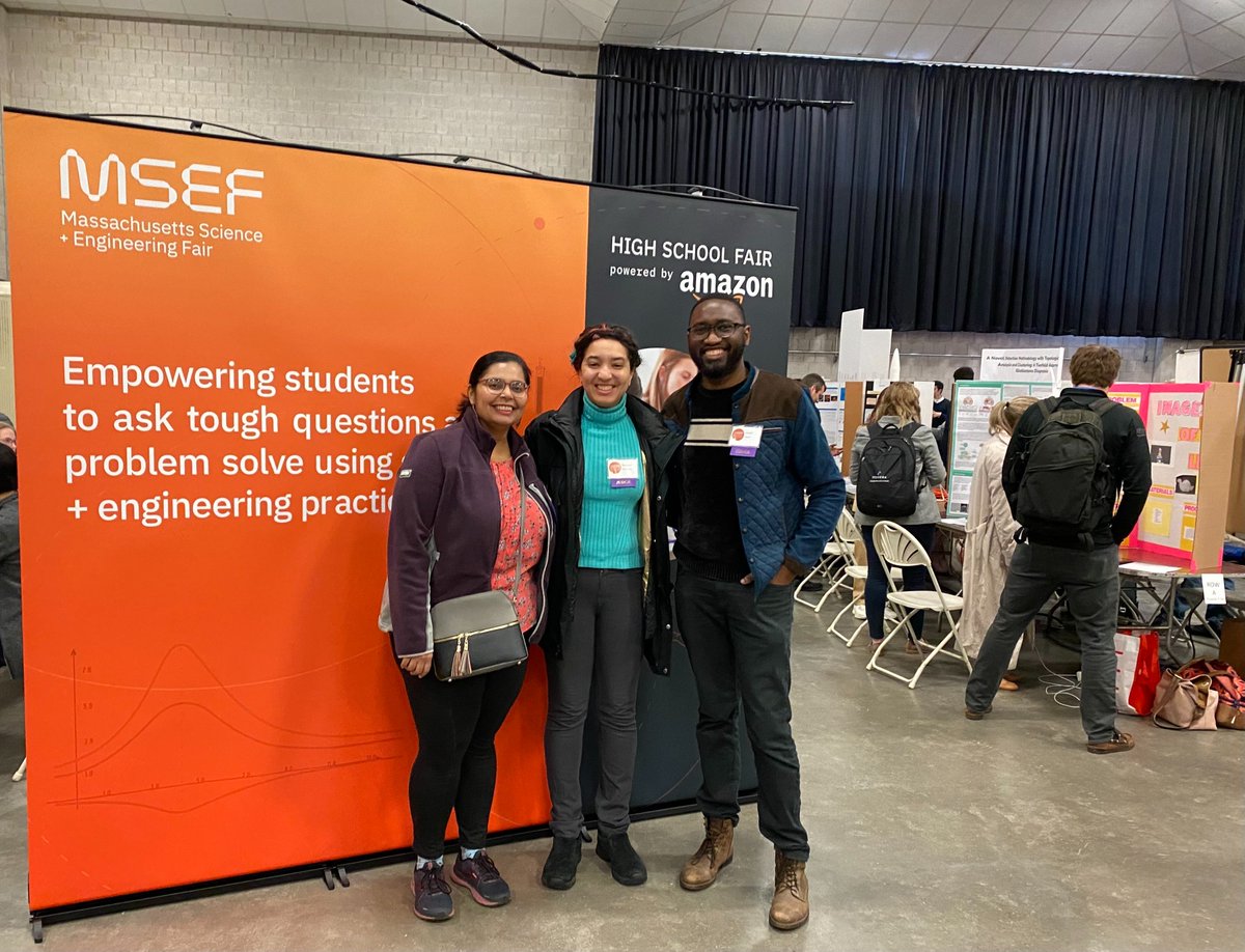 amiasharpatel's tweet photo. We are very excited to be one of the many judges at this year's @MassScienceFair! It's gratifying to connect with the younger generation of scientists who are super talented and smart! @STEMCELLTech  Technologies

 #science #engineering #STEM https://t.co/jjzar5aigD
