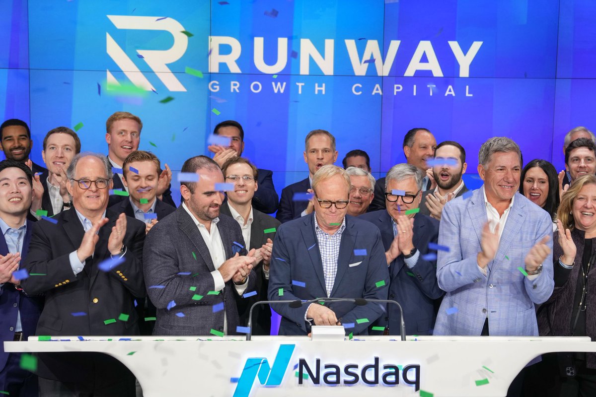 RunwayGrowth's tweet photo. Earlier this week, we had the honor of ringing the closing bell at @Nasdaq to commemorate the initial public offering of Runway Growth Finance Corp.
 
We'd like to thank our board of directors, portfolio companies, and exceptional team who have helped get us where we are today! https://t.co/GosDwmRbV0