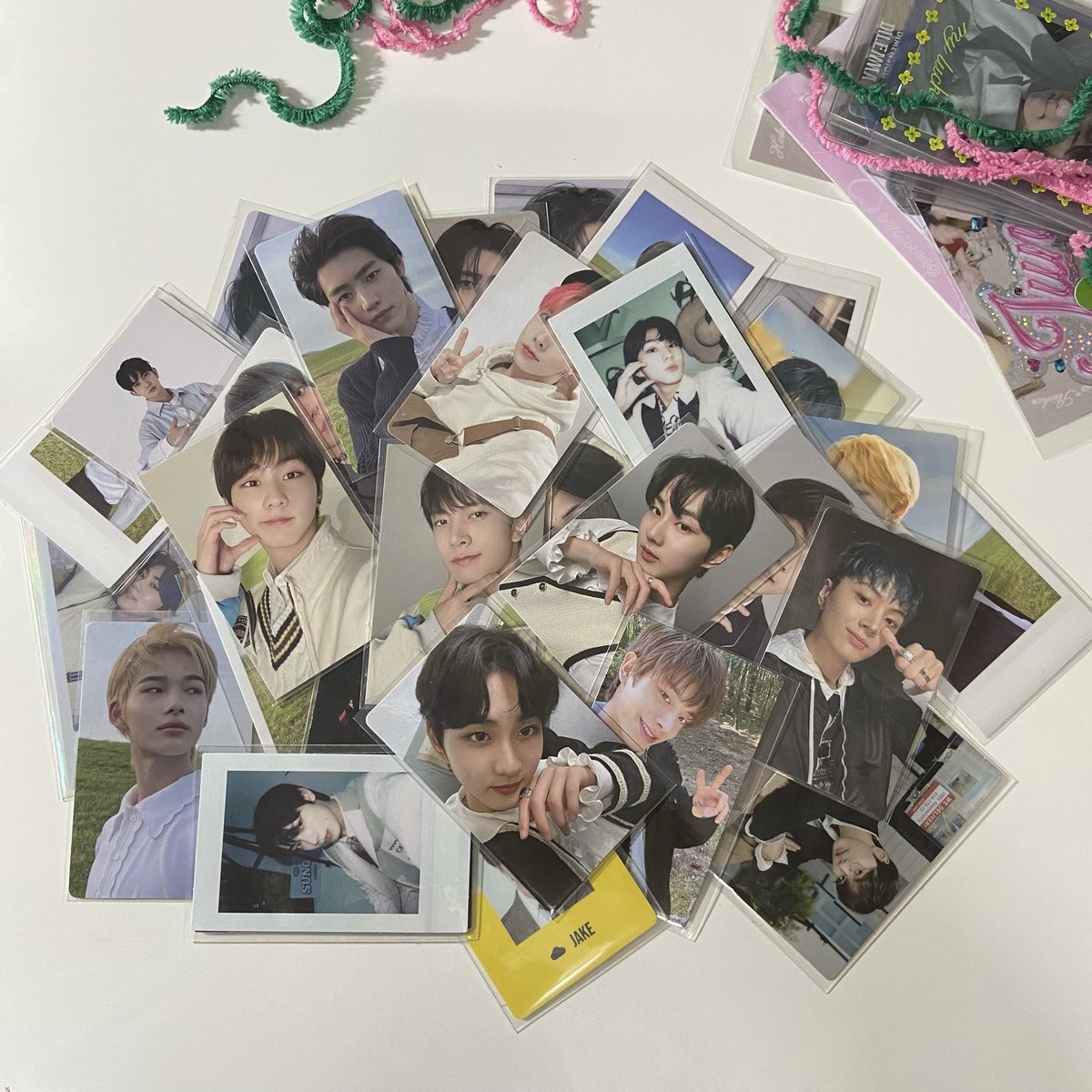 febwonn's tweet photo. สอบถามคับ ถ้าเราเปิดให้เอ้บการ์ดใบละ 22฿
มีใครสนใจมั้ยคะ
ใครสนใจฝากรี/เฟบไว้หน่อยนะคะ ( ᐕ)੭🌺

#ตลาดนัดENHYPEN https://t.co/QH5EhE47zR