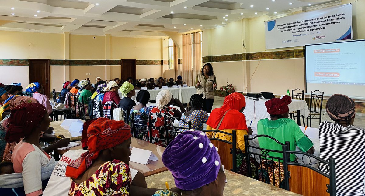 sofepadi's tweet photo. #InvestHumanity #Rutshuru 🇨🇩
L’impact des conflits armés sur la vie de la population représente un risque accru d’augmentation des violences, en particulier celles à l’égard des femmes et des filles.
Pour y remédier 48 animatrices communautaires de 12 aires de santé…1/3 https://t.co/WGoG4bf6Ph