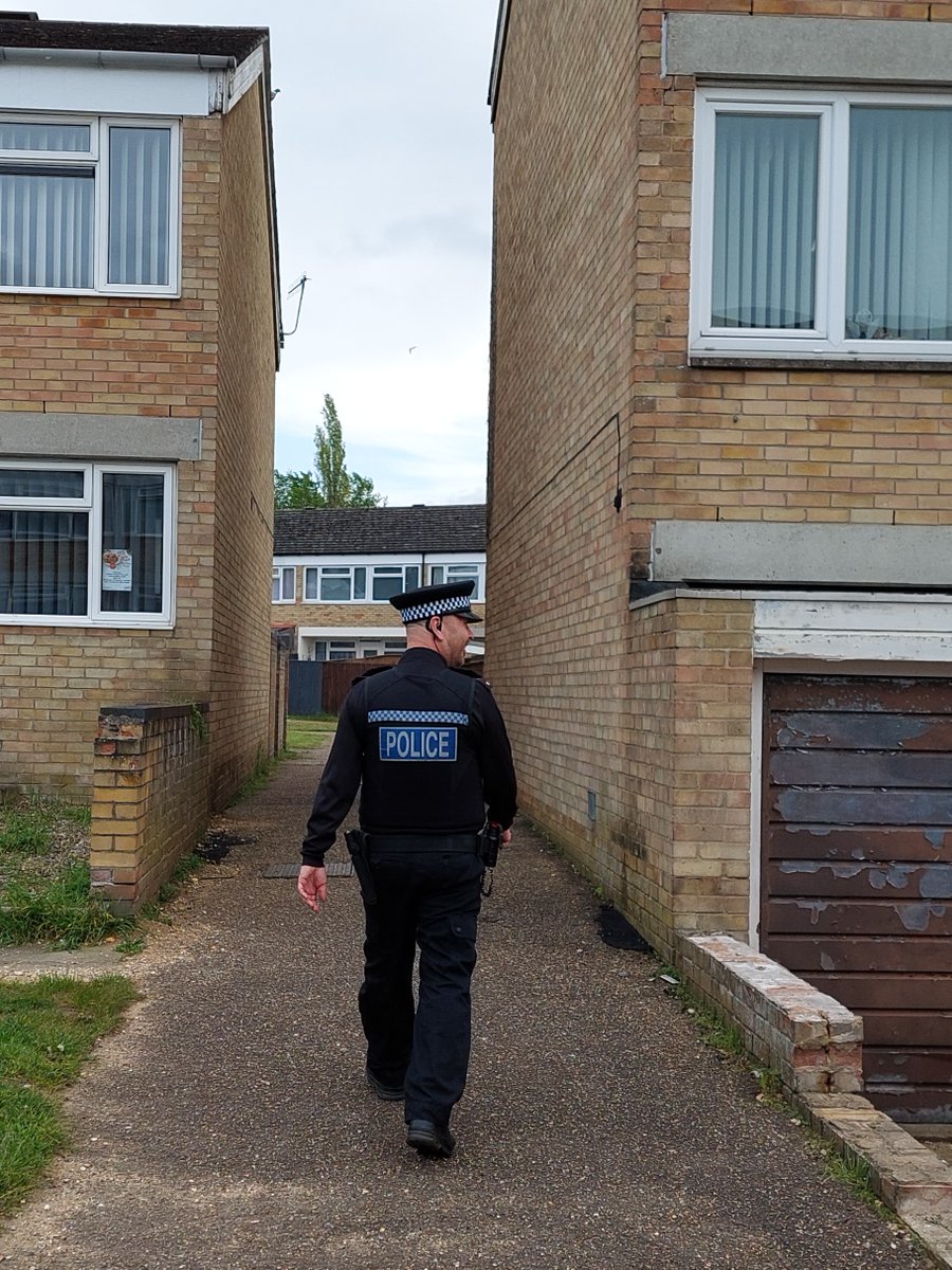#NorfolkCPT have been out on foot in Thetford today, around Button Island, Abbey estate, Pine Close and the town centre.
Great to engage with passersby and businesses alike.