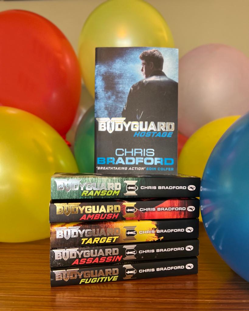 🕶️ Bodyguard Book Series #Giveaway 🕶️

To celebrate the UK publication anniversary of my Bodyguard series I'm giving away a complete signed set to one lucky winner!

To enter simply like &amp; RT this tweet! Easy!

Ts &amp; Cs apply: bit.ly/3xmN5hS