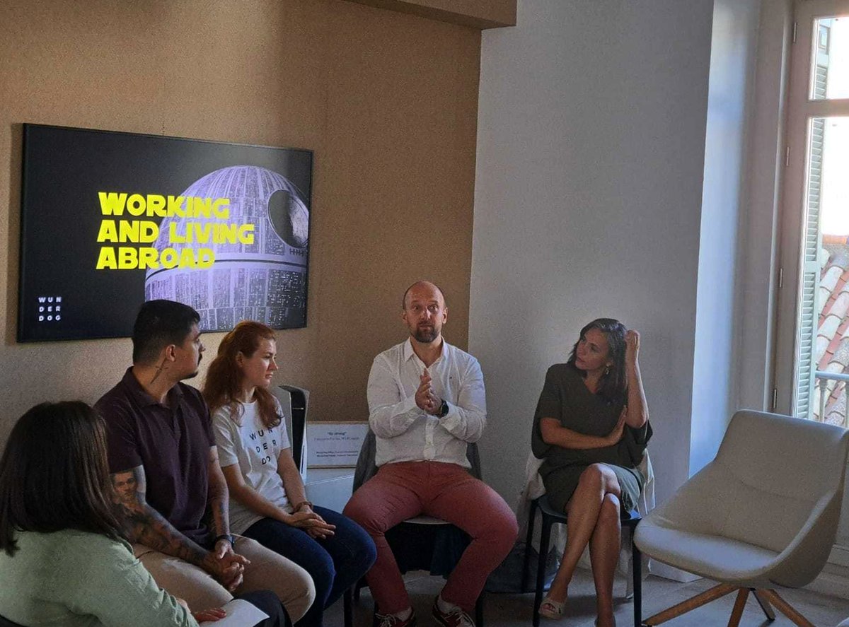Thanks for coming to our #Meetup "Working and living abroad: the clues for a successful long-term relocation" in #Málaga, where we discussed international #mobility in the #tech sector. Shoutout to the speakers for this very insightful evening. Looking forward to the next one!