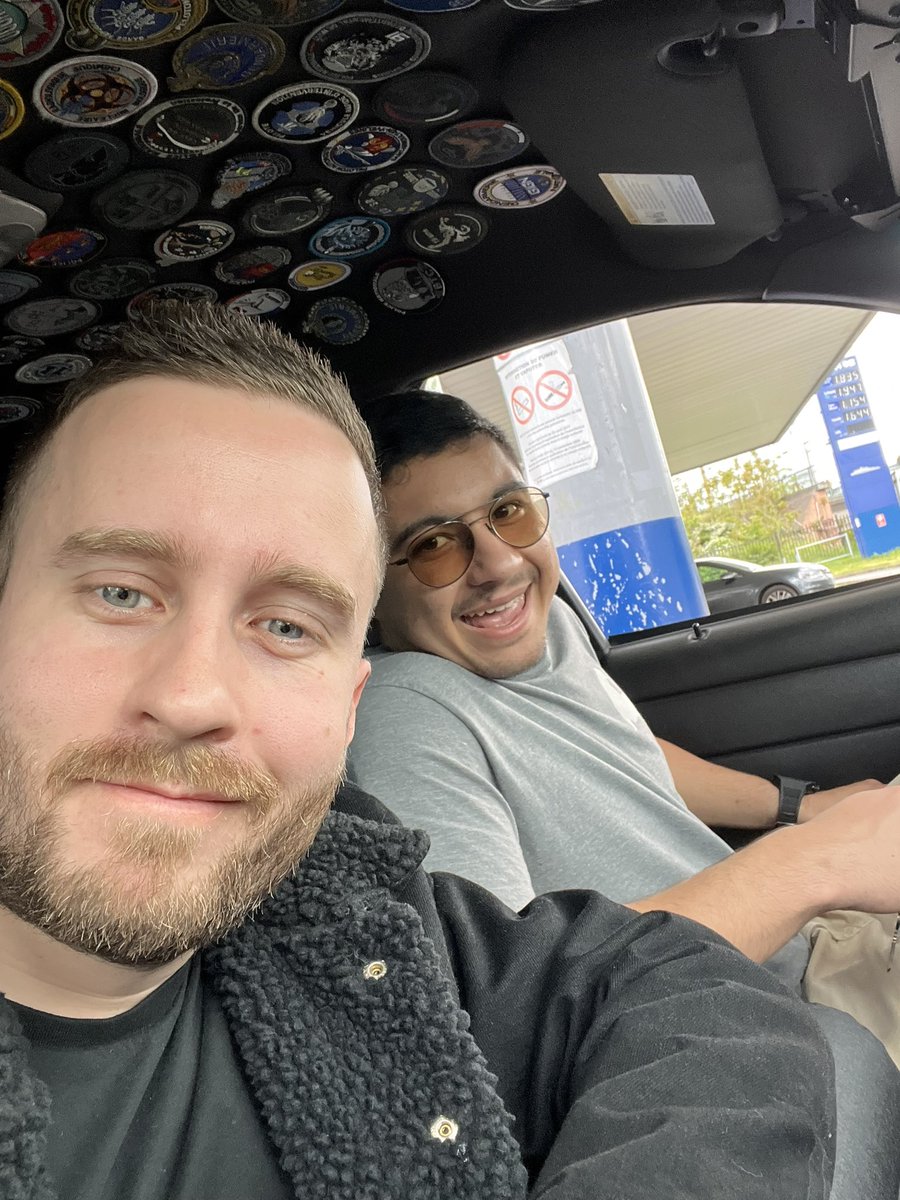 garryschool's tweet image. Regardez qui j’ai trouvé 😎