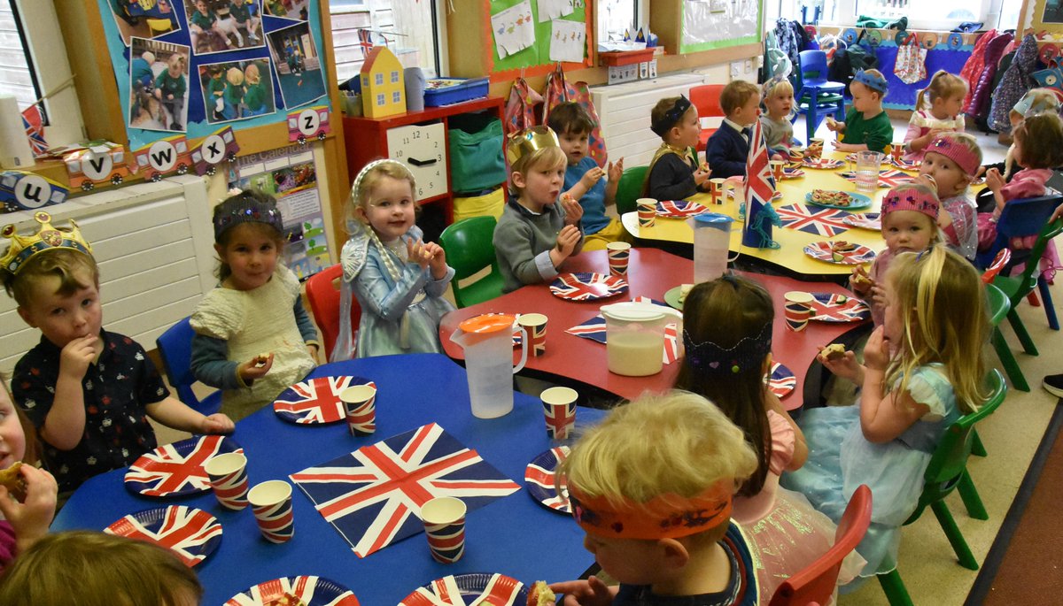 manorprep's tweet photo. The children in Pre-Nursery loved their Coronation Tea Party at snack time this morning.
@manorprep #ManorPrep #Coronation #KingCharlesIII #PreNursery #EarlyYears #TeaParty https://t.co/eSHTfNk8cn
