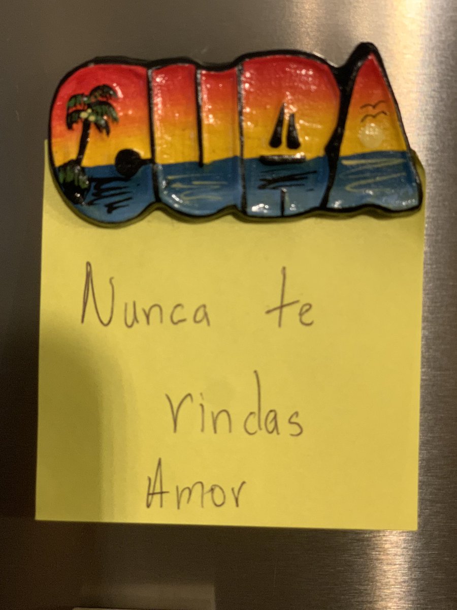 WPty24's tweet photo. Tengo que agradecer a Dios y a la vida? Si! Alto y claro lo digo. Llego a mi casa y encuentro en mi nevera estos post de mi #SuperPrince, quedé frio, no lo esperaba y no puedo explicar lo que sentí, saber que no es solo química sexual, sentir que te apoyan y que no estás solo uff https://t.co/TCkiXl1Vak
