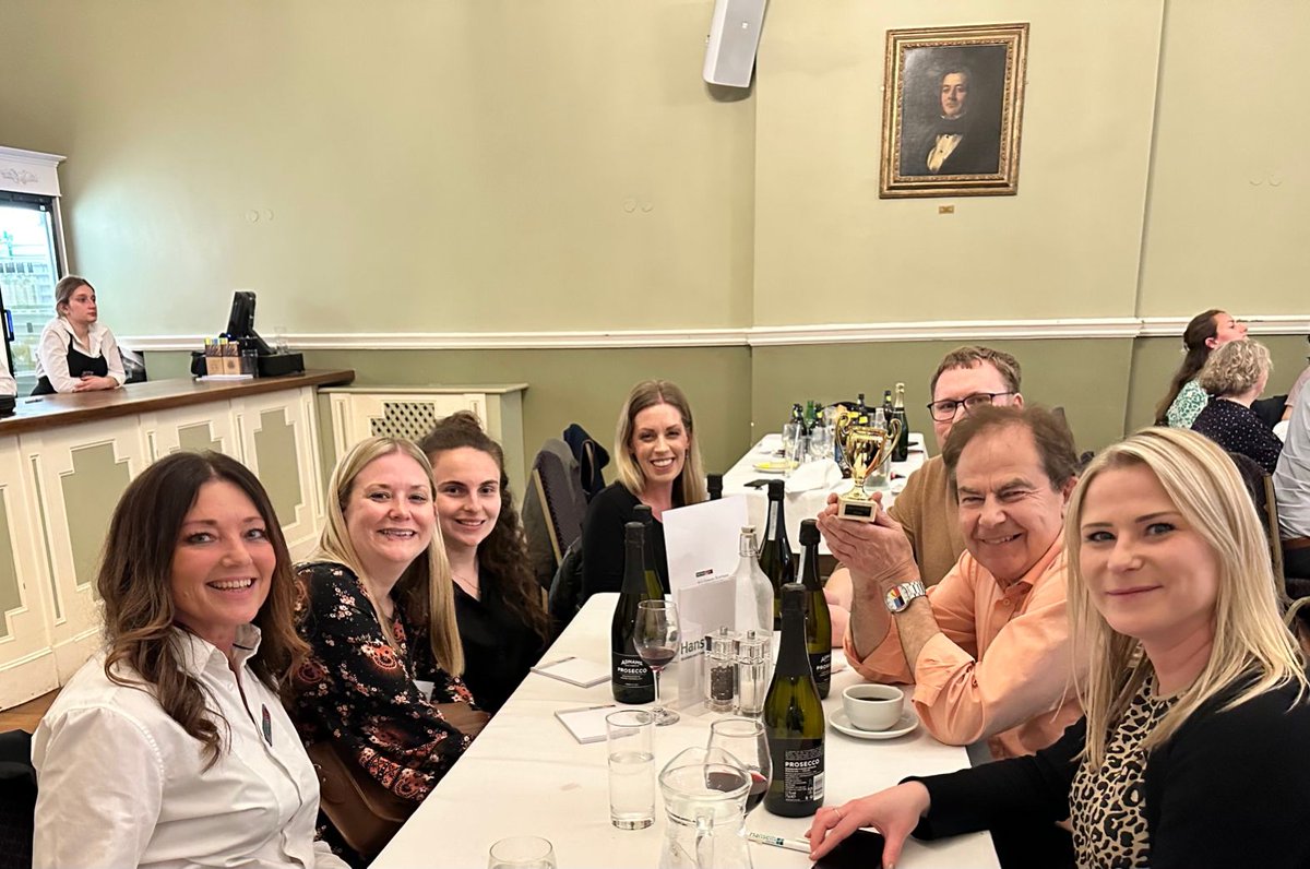 Well done team @hansellssols - winners of the @BrownCoLLP fundraising quiz for @EastAngliAirAmb at the @Assembly_House Special thanks to great host @CarolineJCulot (and for the picture too!) We had a great night!