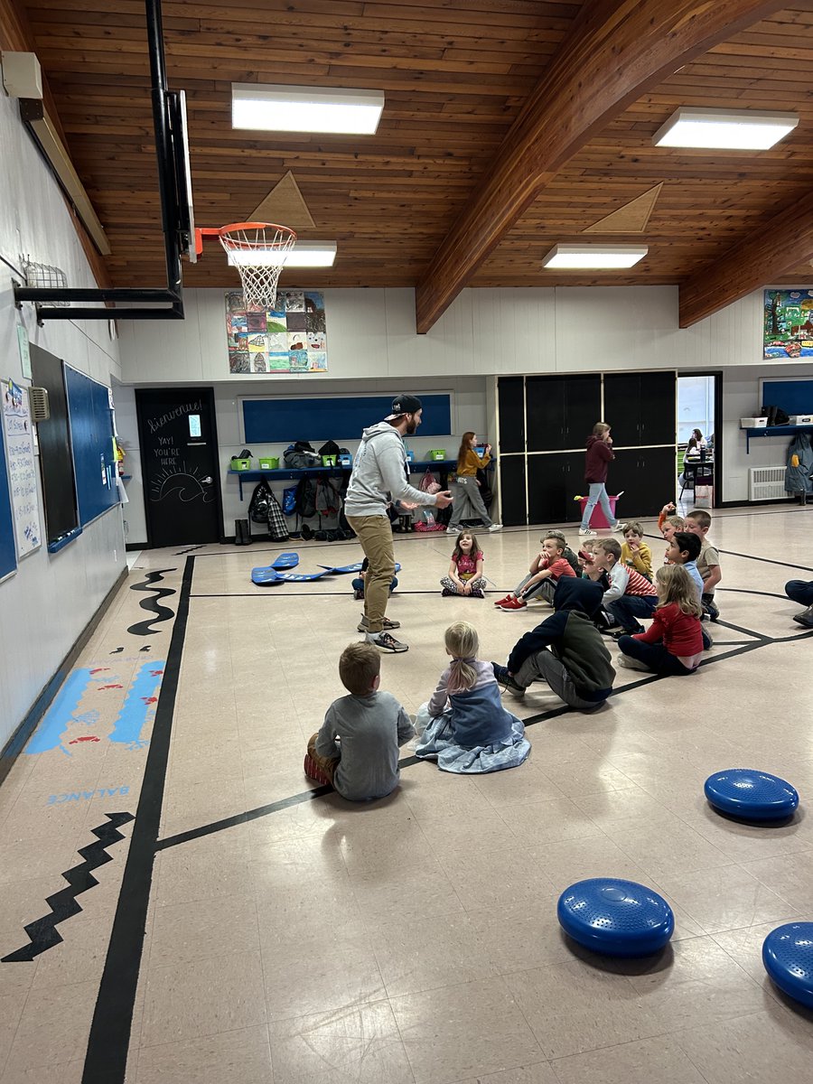 Erin Creaser tweet media