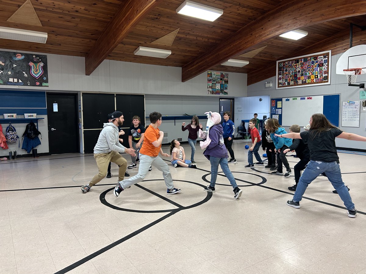 Erin Creaser tweet media