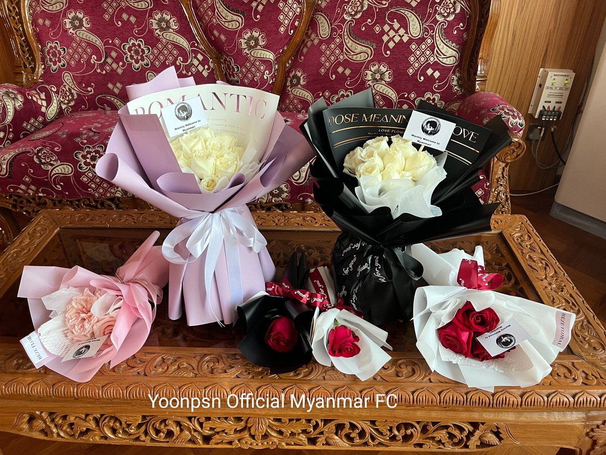 yoonpsn_mmfc's tweet photo. Welcome Gift 💐🤍

Can't wait to see 💙

#YoonTonFMinMM
#WelcomeToMyanmar
#yoonpsn #แก้มกลมของยุ่น
#yoonpsn_mmfc https://t.co/sOuOuik6pW