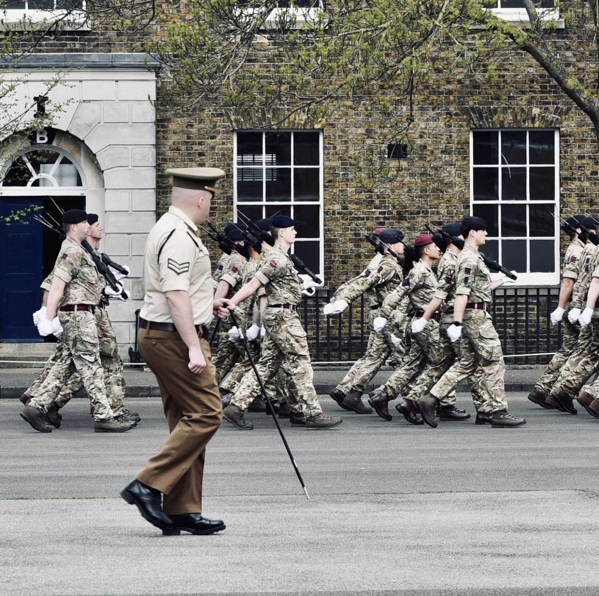 Happy Coronation weekend! 

Good luck to Spr R from <a href="/21FdSqnEOD/">21 Fd Sqn (EOD&S)</a> representing the Regiment and the EOD&amp;S trade 💪 

#Coronation