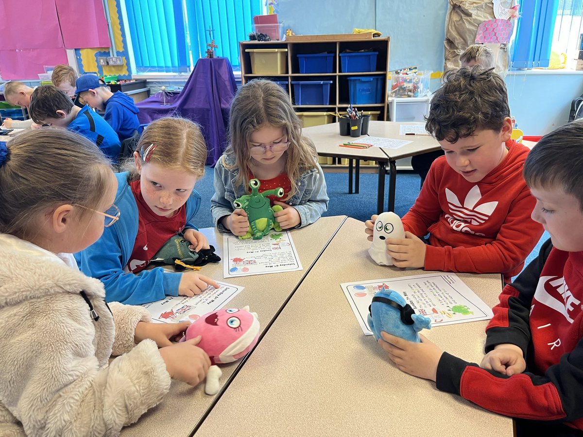 MonsterPhonics's tweet photo. The children at St Oswalds are using our coronation activity pack to do some amazing guided reading π and learn all about the #kingscoronation ! They are also using our friendly #phoneme toys to support their reading π
#education #reading #decoding #colourcodedlearning https://t.co/slfG2icrv5