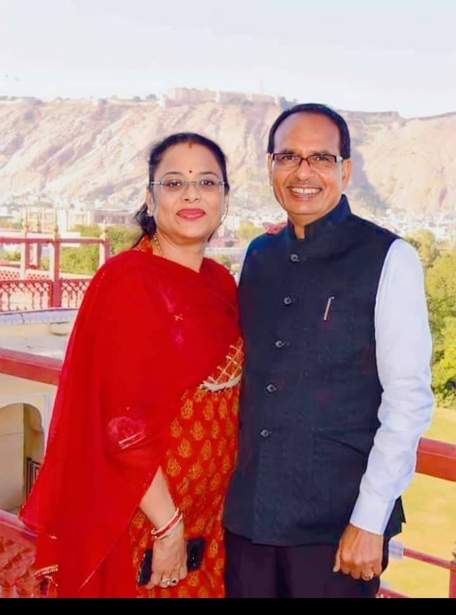 Rakesh sharma (@9827034) on Twitter photo श्री <a href="/ChouhanShivraj/">Shivraj Singh Chouhan</a> जी एवं श्रीमती <a href="/SadhnaShivraj/">Sadhna Shivraj Singh Chauhan</a> जी आप दोनों को परिणय पर्व पर 32000 #NHM संविदा कर्मचारियों की तरफ़ से हार्दिक शुभकामनाएं।
इस उम्मीद के साथ कि आप भी हमारे बेहतर भविष्य के लिए इस शुभ अवसर पर 5 जून 2018 की संविदा नीति लागू कर देंगे
#एनएचएम_5जून_2018_संविदा_नीति श्री <a href="/ChouhanShivraj/">Shivraj Singh Chouhan</a> जी एवं श्रीमती <a href="/SadhnaShivraj/">Sadhna Shivraj Singh Chauhan</a> जी आप दोनों को परिणय पर्व पर 32000 #NHM संविदा कर्मचारियों की तरफ़ से हार्दिक शुभकामनाएं।
इस उम्मीद के साथ कि आप भी हमारे बेहतर भविष्य के लिए इस शुभ अवसर पर 5 जून 2018 की संविदा नीति लागू कर देंगे
#एनएचएम_5जून_2018_संविदा_नीति