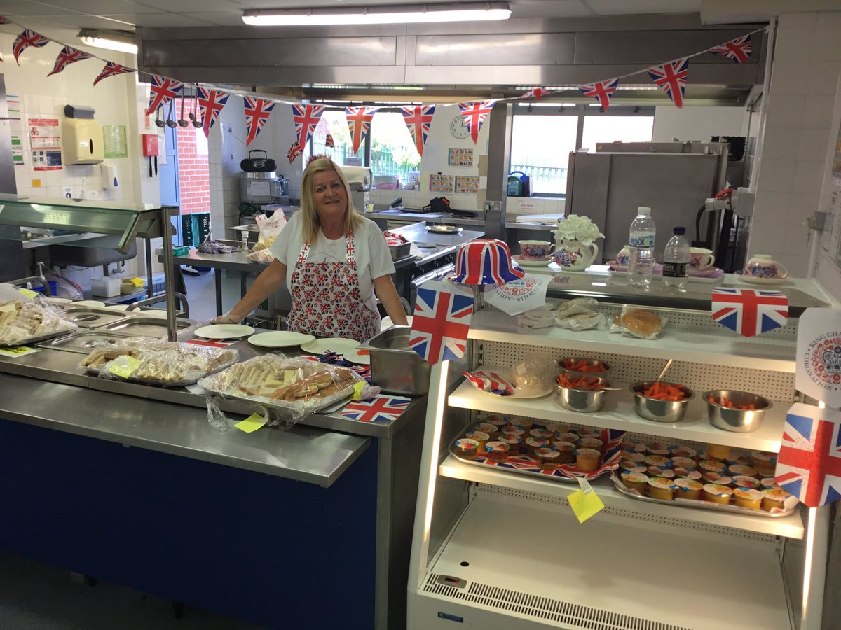 Holy Cross tweet media