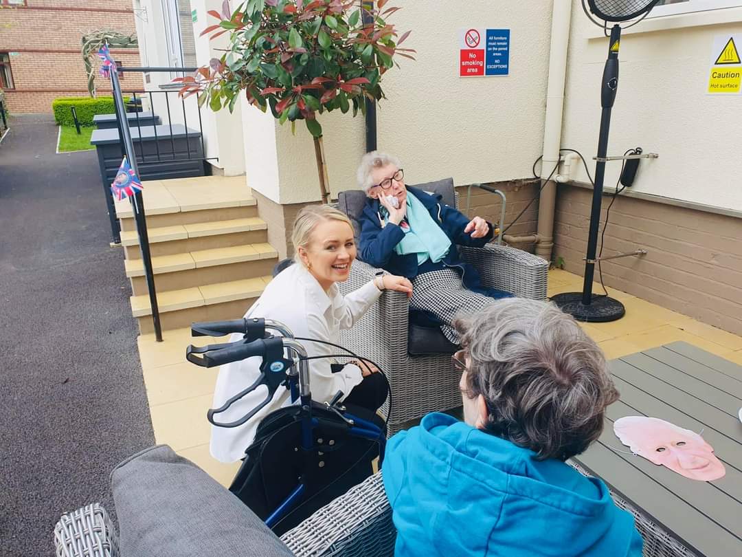 Towellhouse57's tweet photo. #Coronation2023 
Fantastic morning with Brooklands Primary School. 

@LinkGenNI @Age_NI @ihcpuk @belfastcc https://t.co/T1fK8G66dr