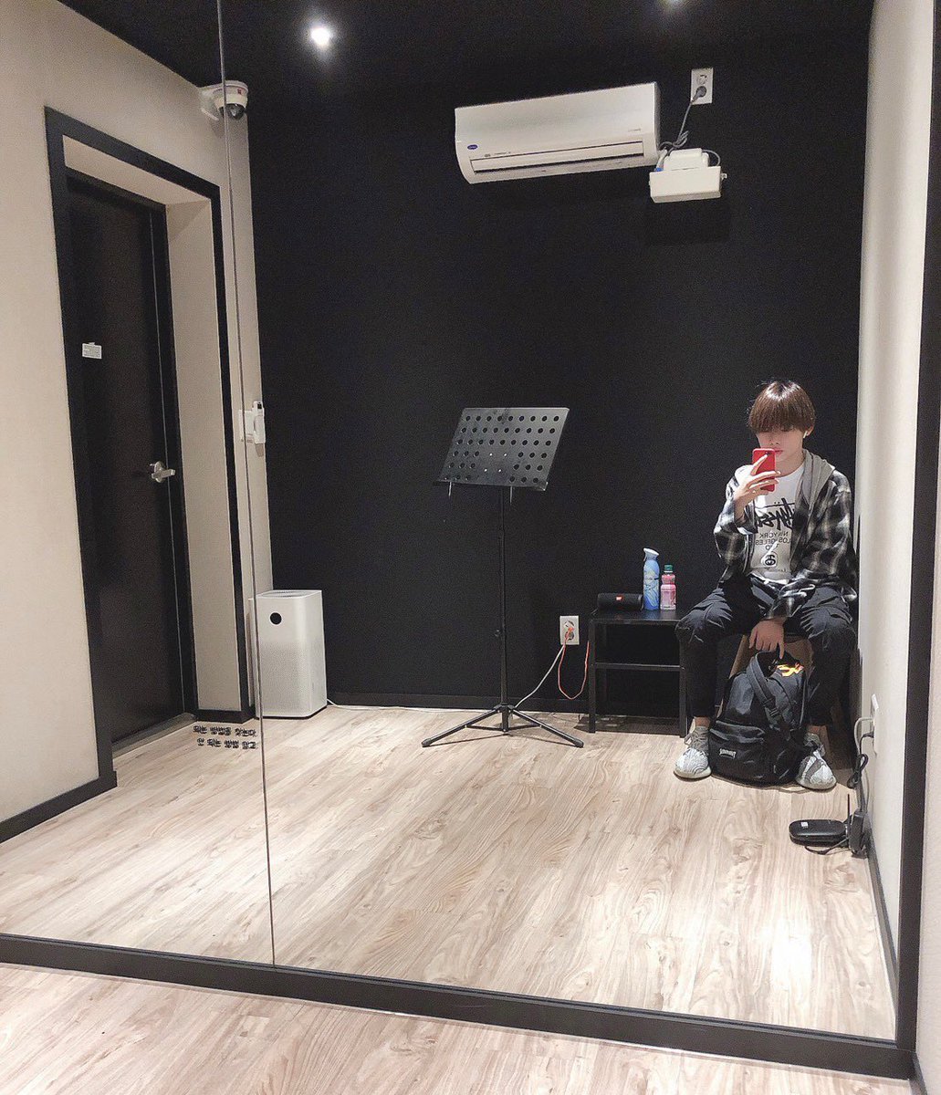 오밀 tweet media
