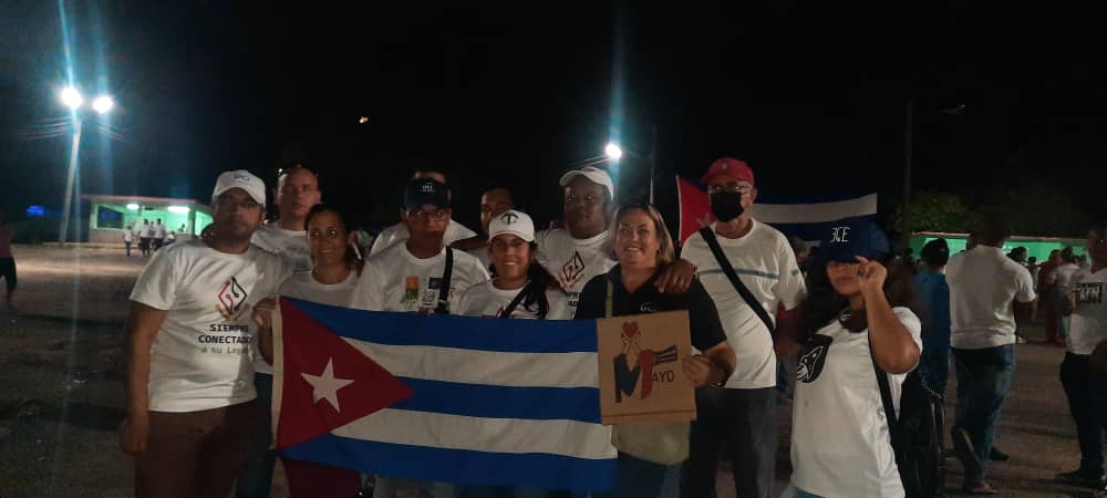 #1deMayo en #LaLisa,  junto al pueblo de #Cuba, la <a href="/universidad_uci/">Universidad de las Ciencias Informáticas</a> presente en el  acto.
#ALaPatriaManosYCorazón