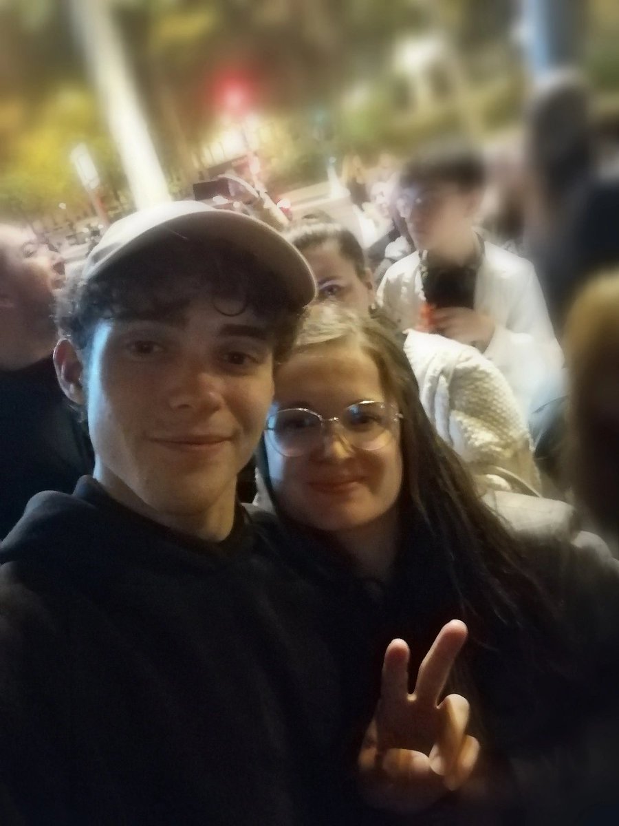 Justine◟̽◞̽ tweet media