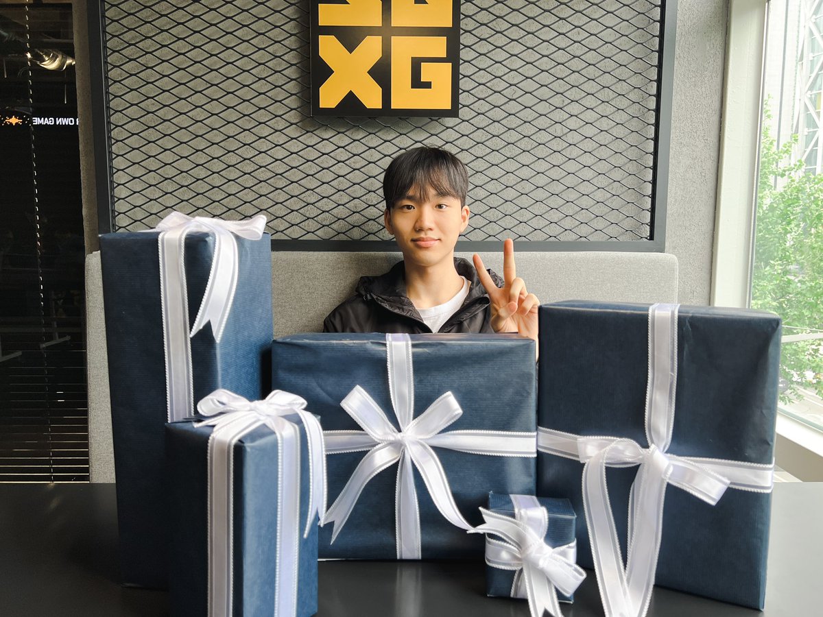 전국 곳곳 그리고 해외까지🌏 먼 길 떠나 도착한 소중한 선물들. 4월 24일 <a href="/Willer_LoL/">김정현</a> 김정현 선수의 생일을 축하해주셔서 감사합니다🎁 

#LSB #LCK  #Willer #CKNP