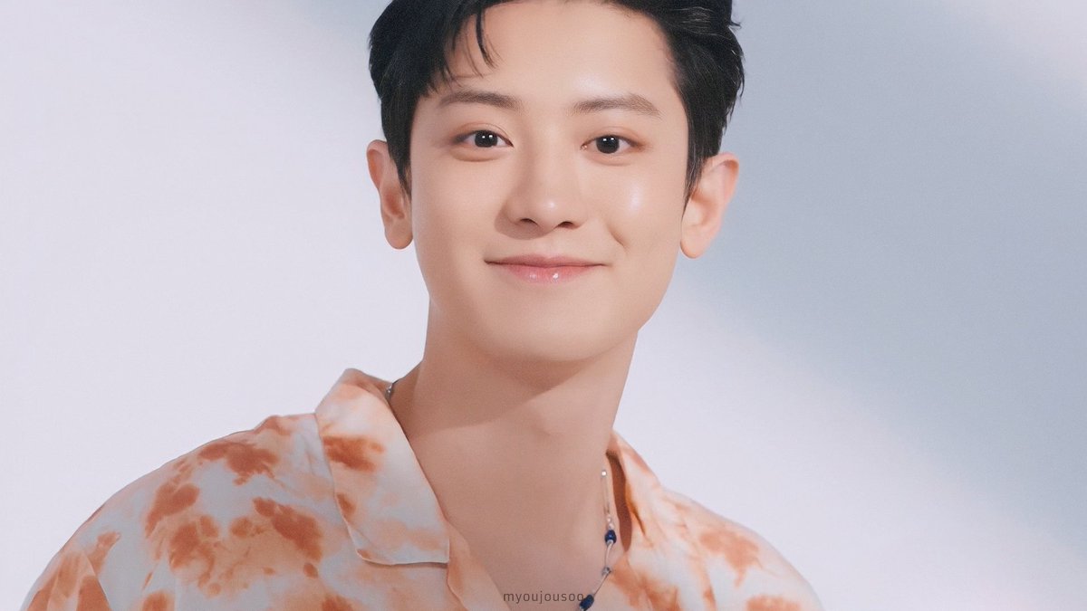 hourly chanyeol tweet media