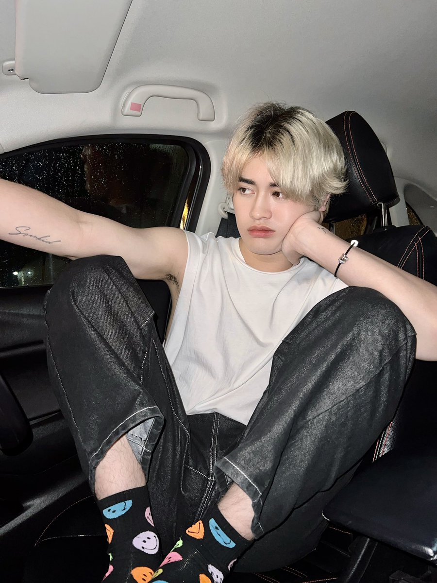 nicesomkidd's tweet photo. 👾 https://t.co/DXfJ4GNERF