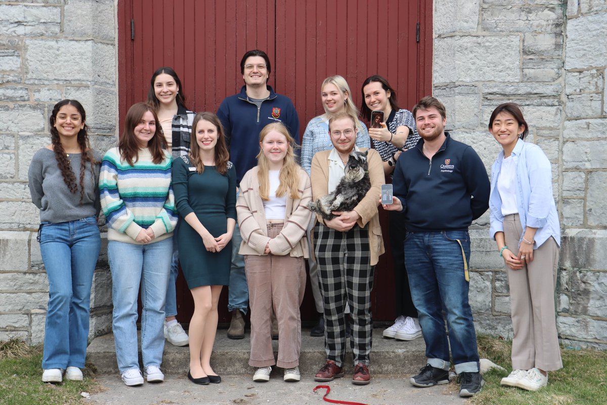 profmorningstar's tweet photo. The @DSECLab had a stellar semester, all thanks to these brilliant researchers: (L-R) Maya Morcos, Kate Cullen, @NaultPeyton, (yours truly!), @DanielNault_, @SarahRobichaud9, Emily Schreiner, Jay Burns, @sierramcnulty, Olivia Merulla, Logan Goldring, @RileyJTBonar, &amp; Bingyi Lin! https://t.co/YpTp9pTweE