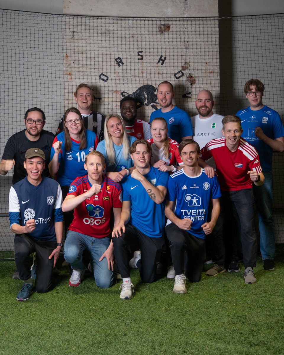 Vi heier på <a href="/Barnekrfor/">Barnekreftforeningen</a> - og våre samarbeidsklubber!

Vipps 50 kr (eller valgfritt beløp) til 𝟕𝟎𝟓𝟒𝟎𝟒 du også, og bli med på laget i kampen mot barnekreft 🎗
#FotballtrøyeFredag